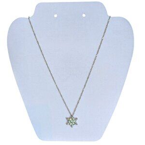 Women's NIB sterling silver snowflake necklace
